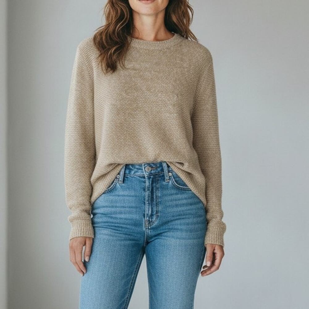 Beige Long Sleeve Knit Crew Neck Sweater Women's Size X-Large - Picture 1 of 15